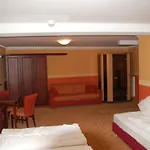 ゲストハウス Kegel Tanz Palast