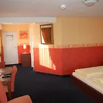 Kegel Tanz Palast 3* ヴィンターベルク