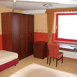 ゲストハウス Kegel Tanz Palast 3*