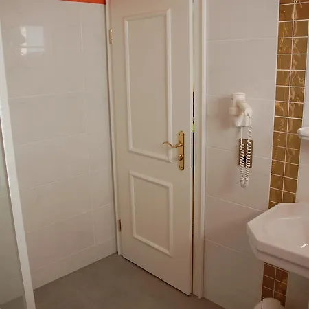 Kegel Tanz Palast 3* 빈터베르크